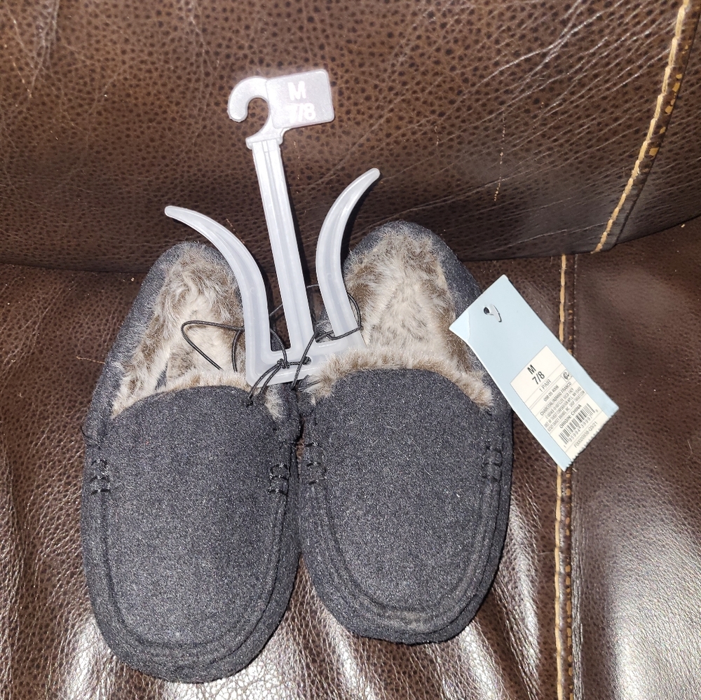 Cat & Jack Faux Fur Lined Kids Slippers. Size 7/8. Brand New with Tags.